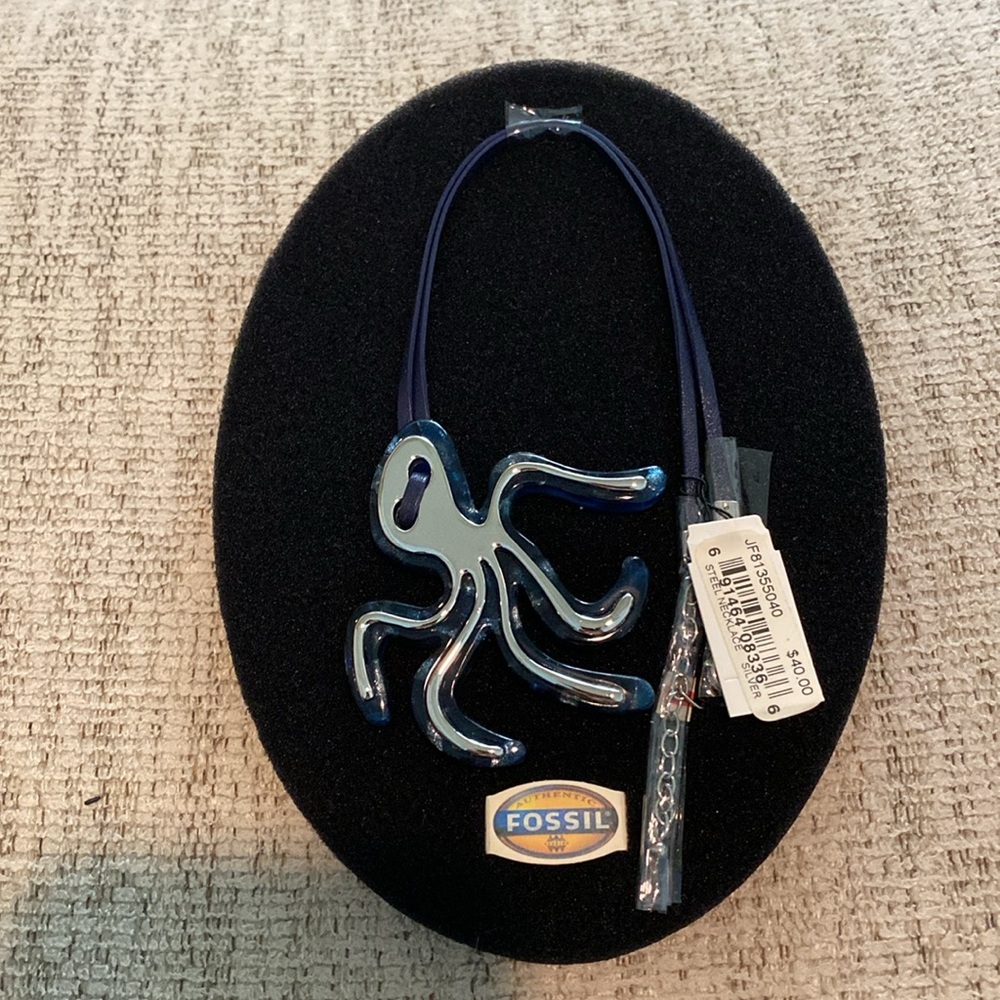 NWT RARE Fossil Octopus 16” Necklace Silver silver backing. Discontinued item!! - Picture 3 of 8